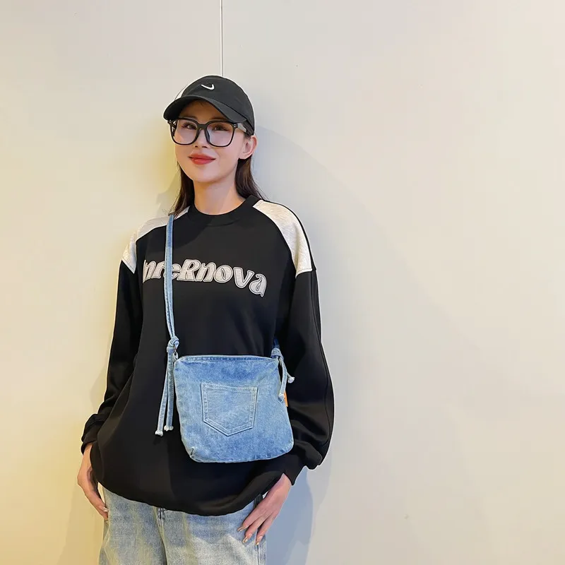 Single Warehouse Denim Shoulder Bag Medium Size Unisex Light Blue/Dark Blue-6