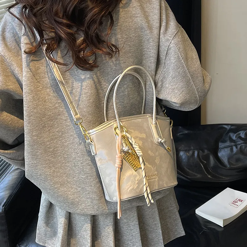 Single Warehouse PU Shoulder Bag Regular Women's Ecru/Silver/Green/Pink/Black-13