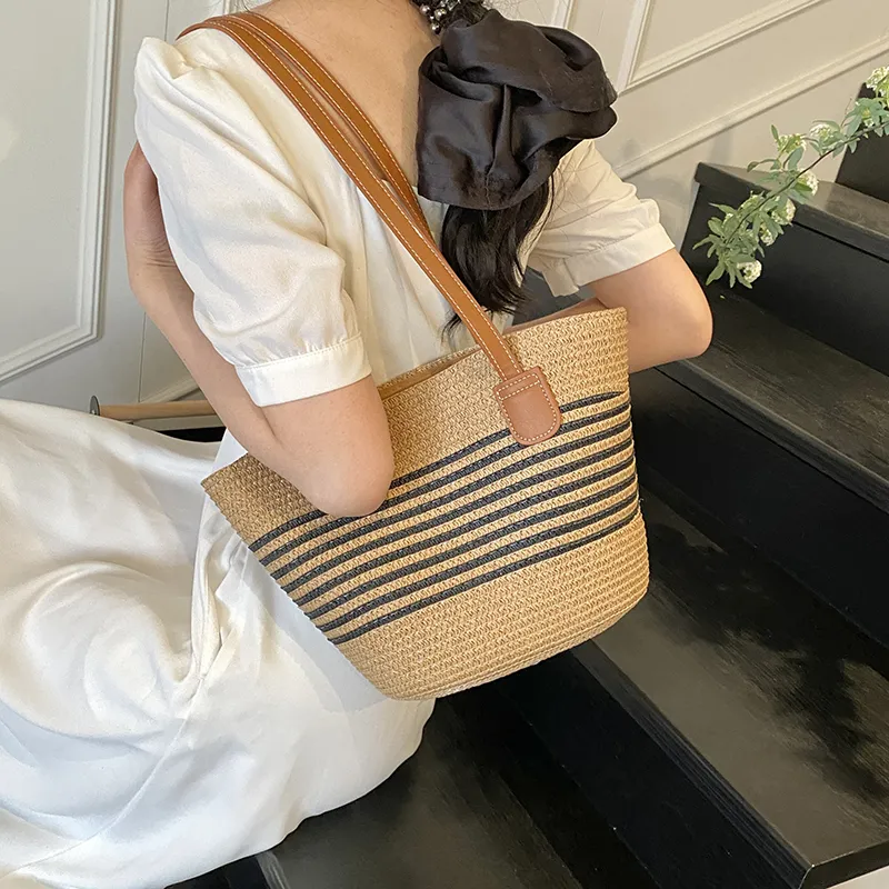 Single Warehouse PU With Straw Woven Shoulder Bag Regular Women's Ecru/Khaki/Khaki & Black-16