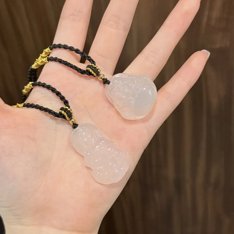 HAPPY BEAN Chalcedony Necklaces Unisex-12