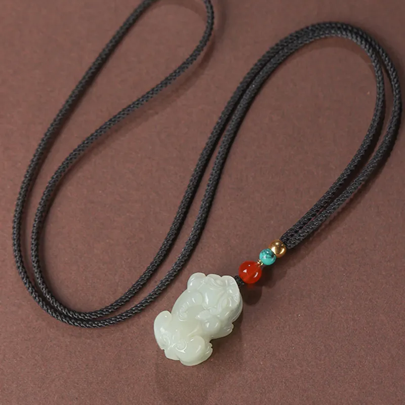 HAPPY BEAN Necklaces White Jade/Pale Greenish White Jade Unisex-4