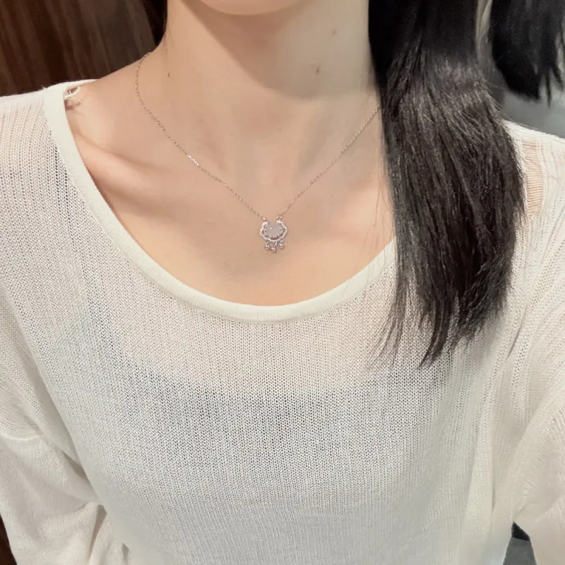 HAPPY BEAN Chalcedony Necklaces Women's-1