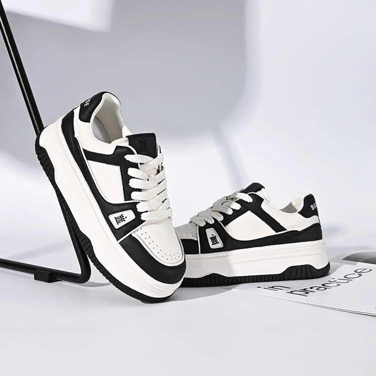 BASIC HOUSE Hundred Families Good Mochi Family Oreo Mochi Low-Top Skateboard Shoes Women's-9