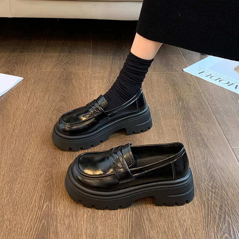 NTOZE Loafers Women's Black-2