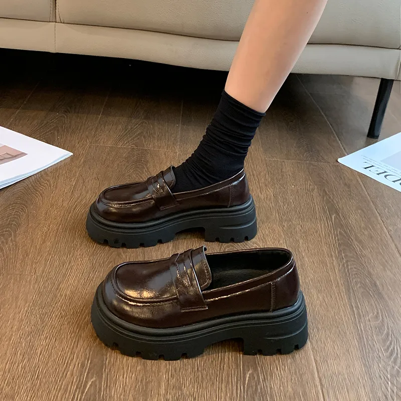 NTOZE Loafers Women's Black-8