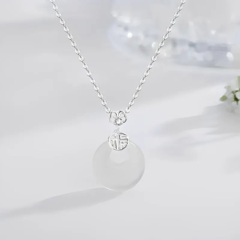 Old Fu Gold Chalcedony Jade Necklaces Unisex-1