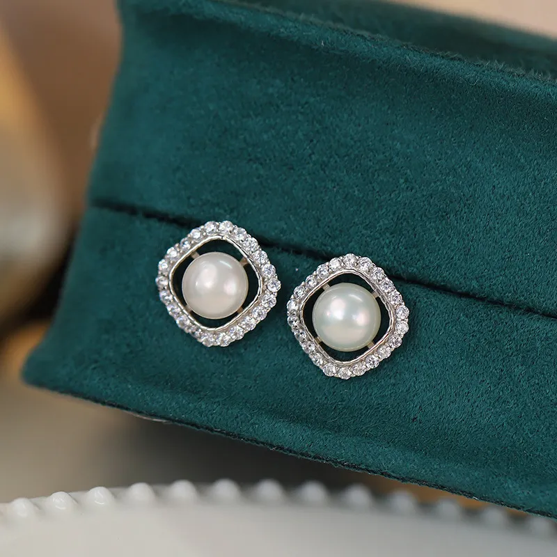 Old Fu Gold Pearl Stud Earrings Women's-2