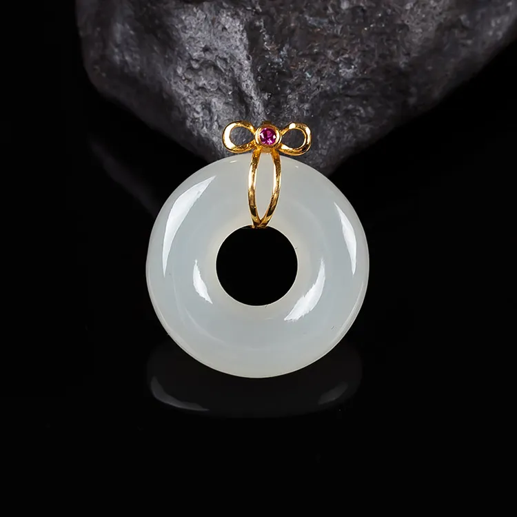 Execute The Blessing Pendants White Jade Unisex-3