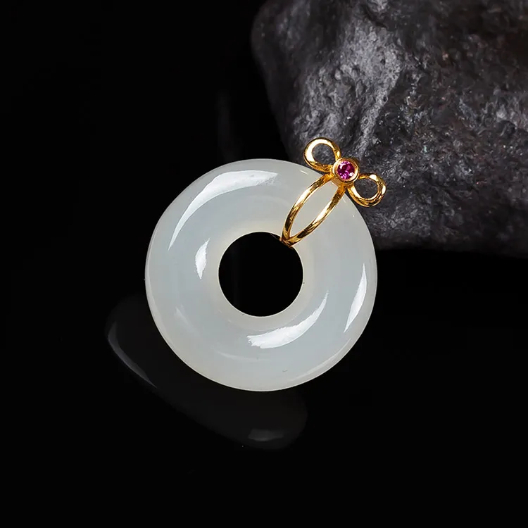 Execute The Blessing Pendants White Jade Unisex-4