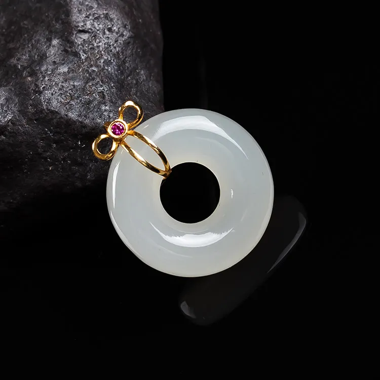 Execute The Blessing Pendants White Jade Unisex-2