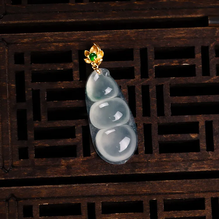 Execute The Blessing Ice Type Jadeite Pendants Unisex-1