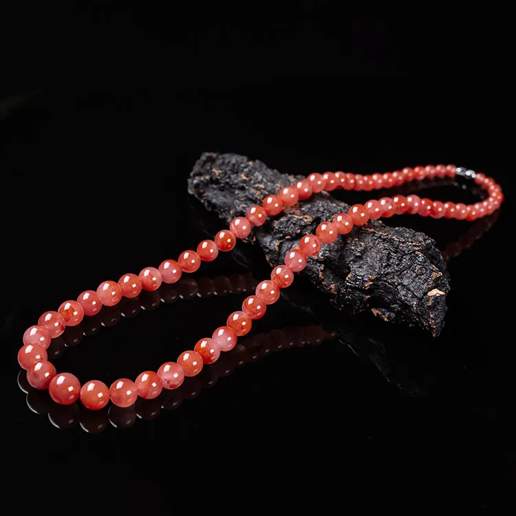 Execute The Blessing South Red Agate Necklaces Unisex-3