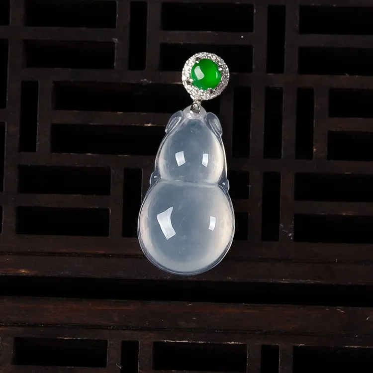 Execute The Blessing Ice Type Pendants Unisex-4
