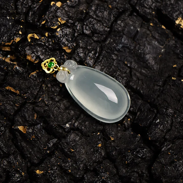 Execute The Blessing Ice Type Jadeite Pendants Unisex-4
