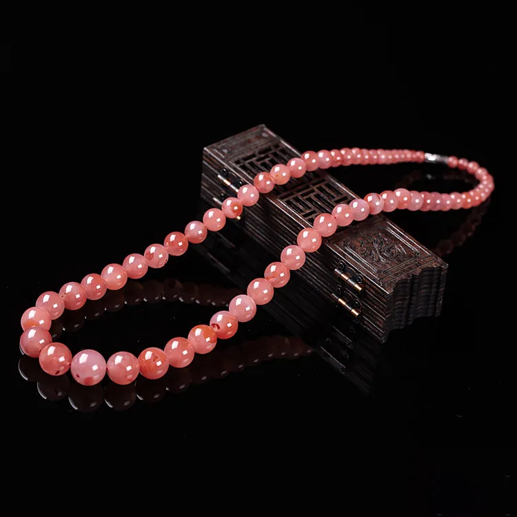 Execute The Blessing South Red Agate Necklaces Unisex-4
