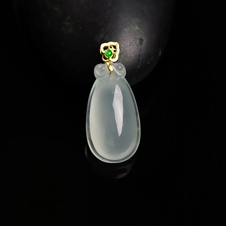 Execute The Blessing Ice Type Jadeite Pendants Unisex-1