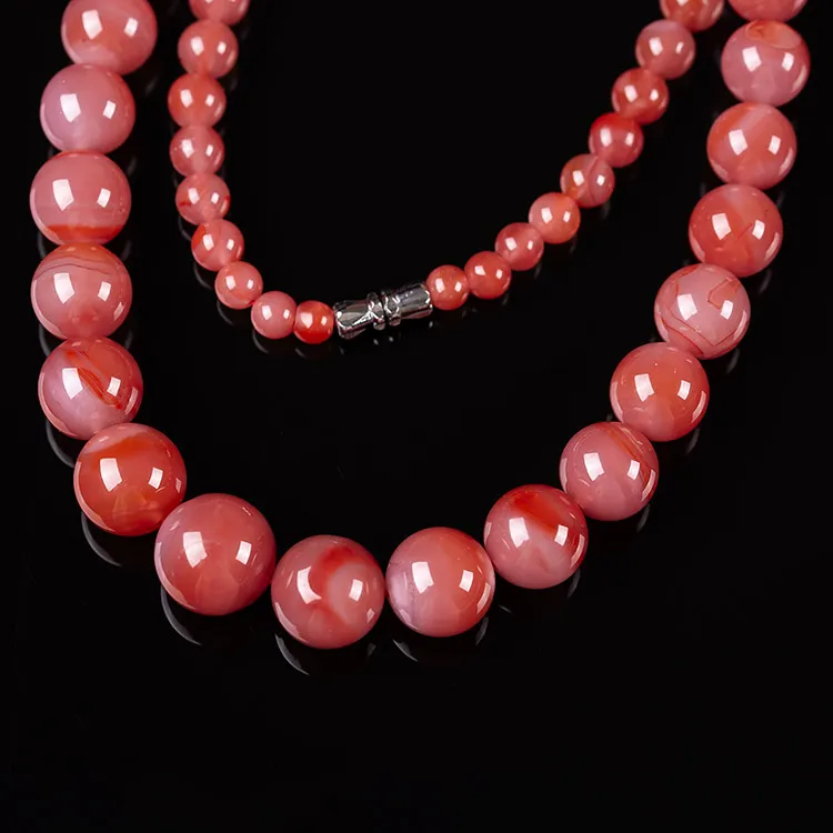 Execute The Blessing South Red Agate Necklaces Unisex-2