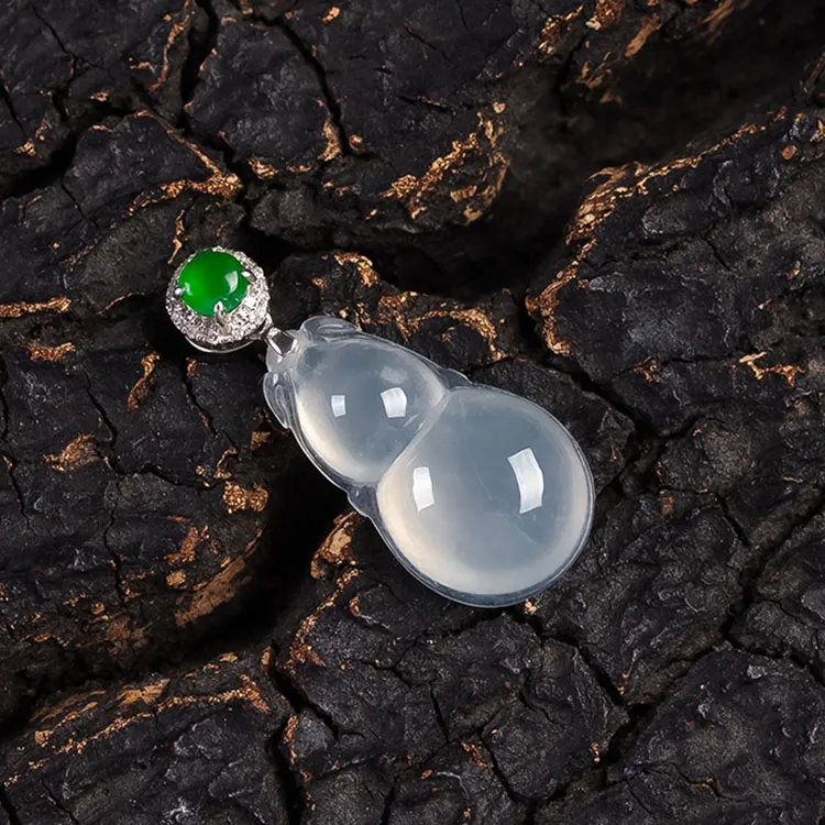 Execute The Blessing Ice Type Pendants Unisex-2