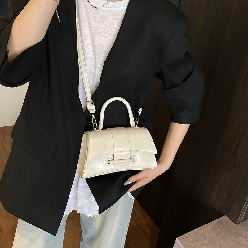 Yalu PU Crossbody One Shoulder Handbag Women's Blue/Pink/Silver/Black/White-25