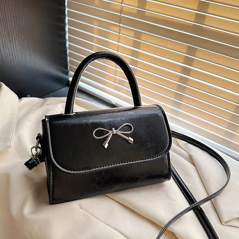 Yalu PU Crossbody Handbag Unisex Black/Red/Silver/Pink-2