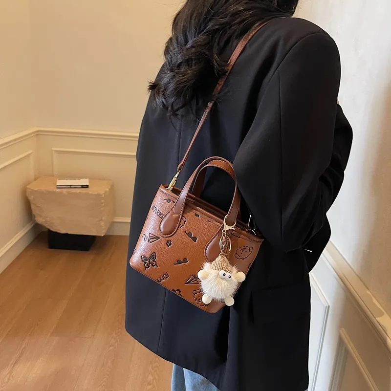 Yalu PU Handbag Regular Unisex White/Black/Pink/Brown-16