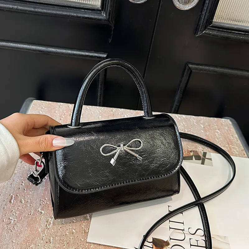 Yalu PU Crossbody Handbag Unisex Black/Red/Silver/Pink-1