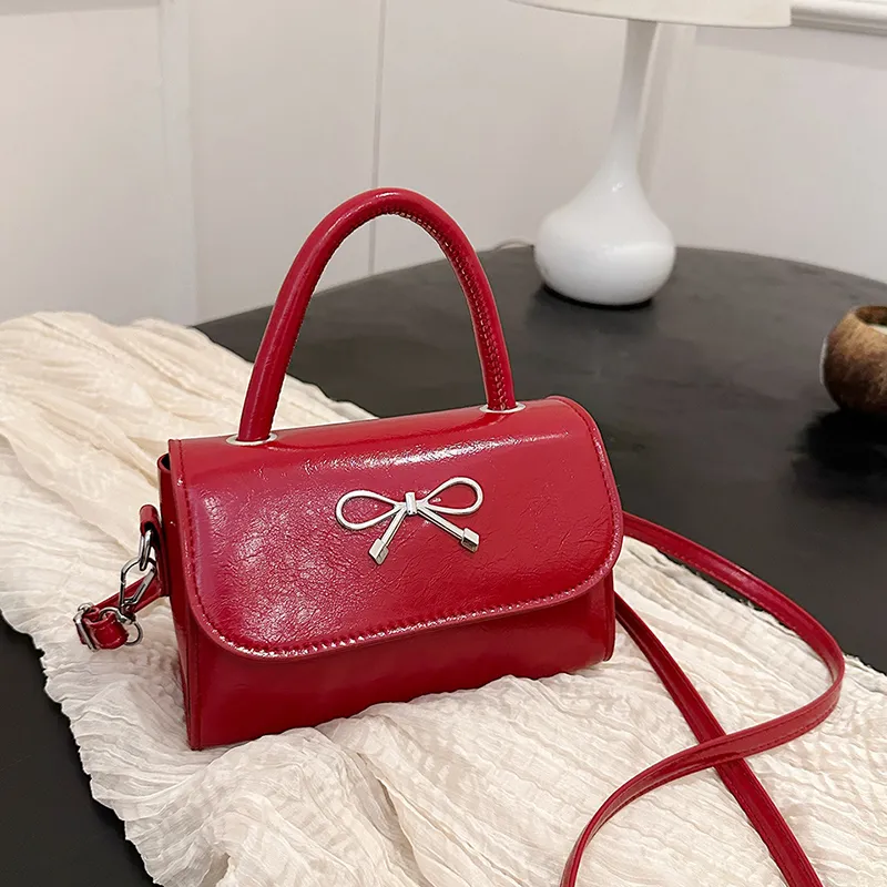 Yalu PU Crossbody Handbag Unisex Black/Red/Silver/Pink-7