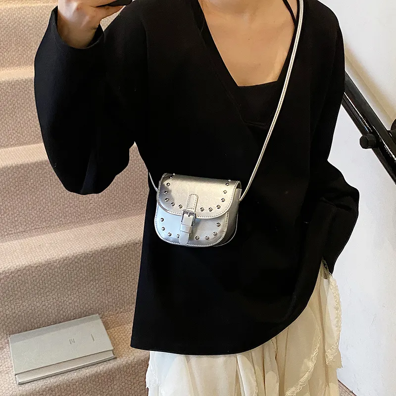 Yalu PU Shoulder Bag Unisex Silver/Pink/Black/Blue/White-4