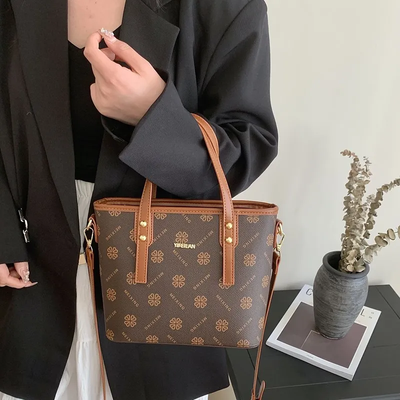 Yalu PU Handbag Unisex Little Tree Brown/Windmill Brown/Four Leaf Clover/1987 Brown-10