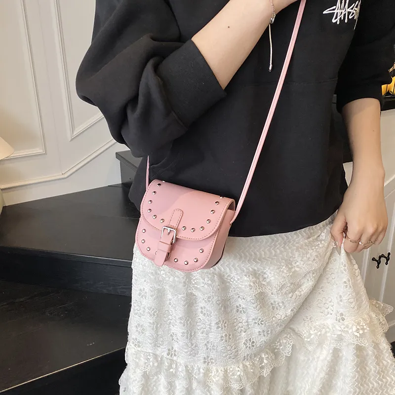 Yalu PU Shoulder Bag Unisex Silver/Pink/Black/Blue/White-9