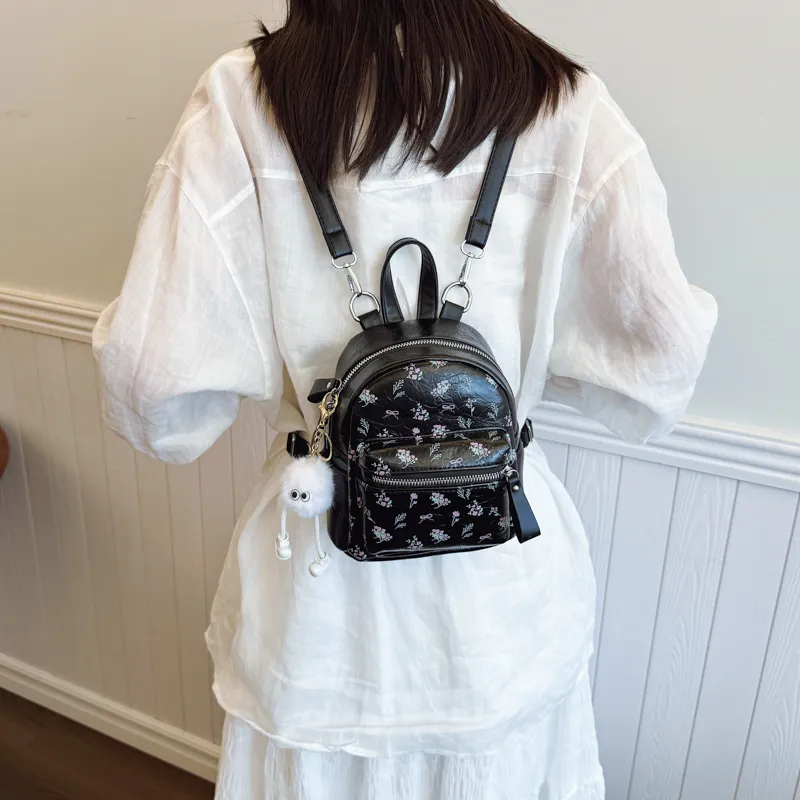Yalu PU Backpack Unisex White/Silver/Black-31