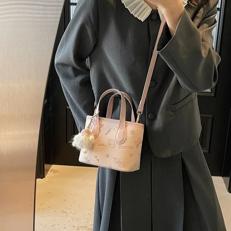 Yalu PU Handbag Regular Unisex White/Black/Pink/Brown-11