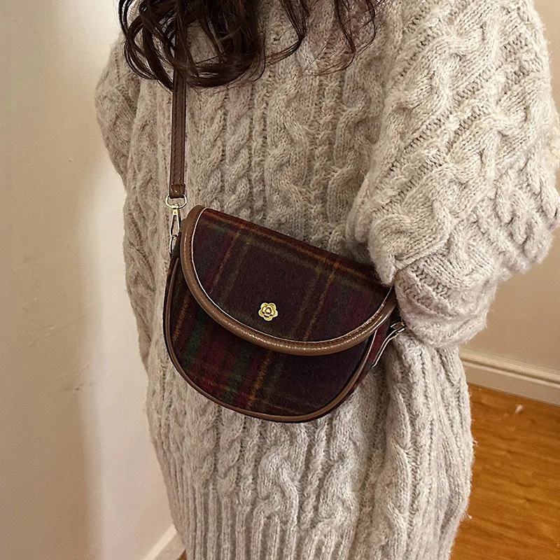 Yalu Woolen Crossbody Bag Women's Red Plaid/Green Plaid/Yellow Plaid-4