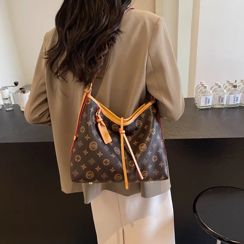 Yalu PU Shoulder Bag Unisex Monogram Brown-4