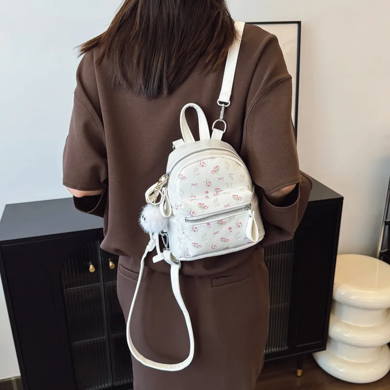 Yalu PU Backpack Unisex White/Silver/Black-22
