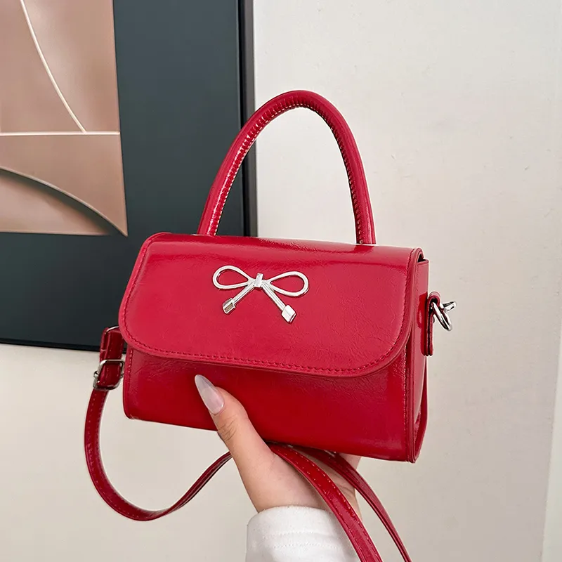 Yalu PU Crossbody Handbag Unisex Black/Red/Silver/Pink-8