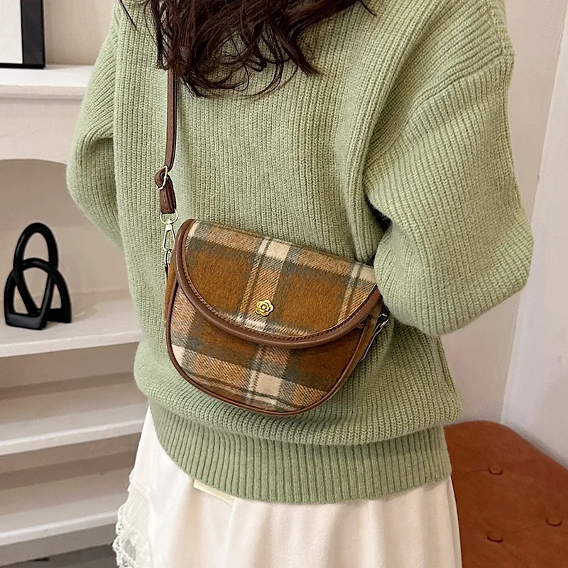 Yalu Woolen Crossbody Bag Women's Red Plaid/Green Plaid/Yellow Plaid-12