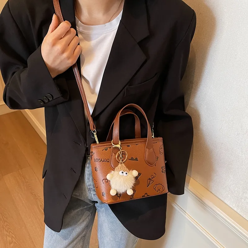 Yalu PU Handbag Regular Unisex White/Black/Pink/Brown-18