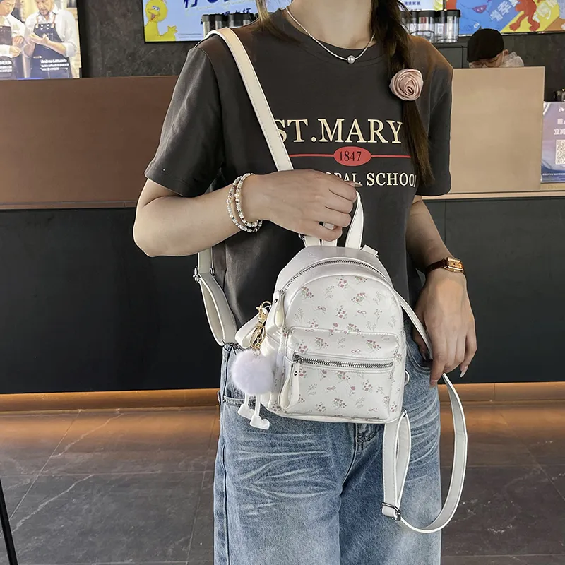 Yalu PU Backpack Unisex White/Silver/Black-3