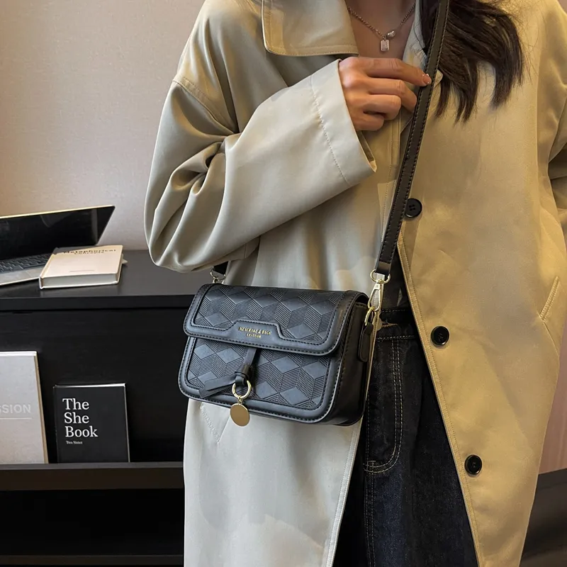 Yalu PVC Shoulder Bag, Crossbody Bag Unisex White/Black/Khaki & White/Black & White/Pink & White-7