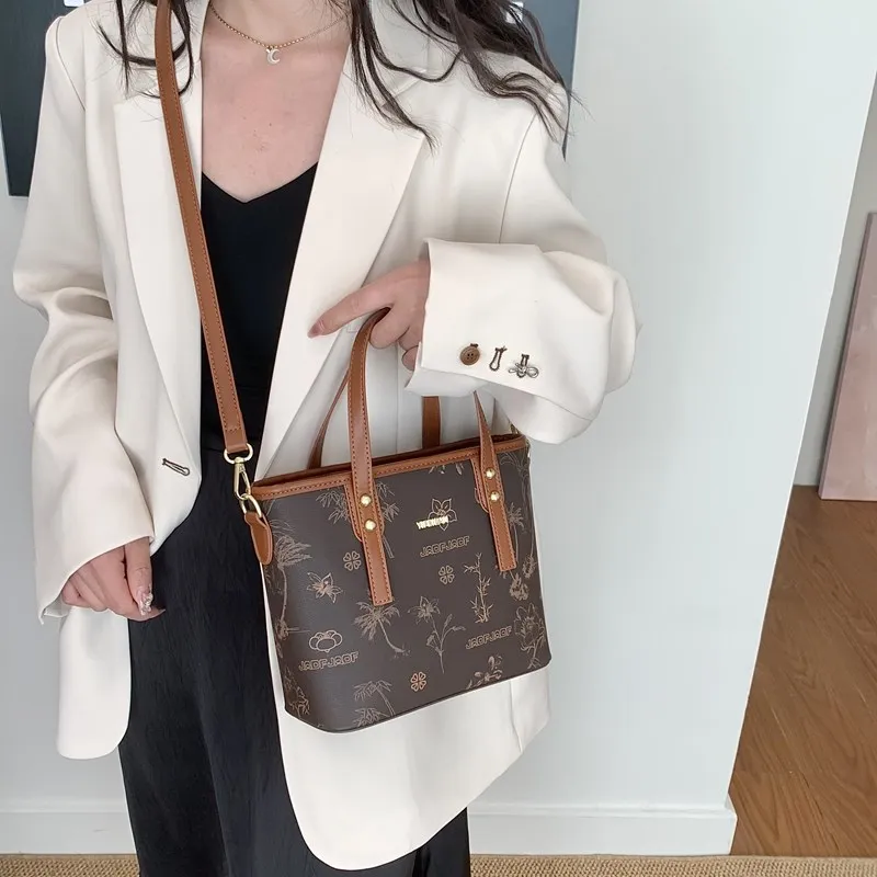 Yalu PU Handbag Unisex Little Tree Brown/Windmill Brown/Four Leaf Clover/1987 Brown-1