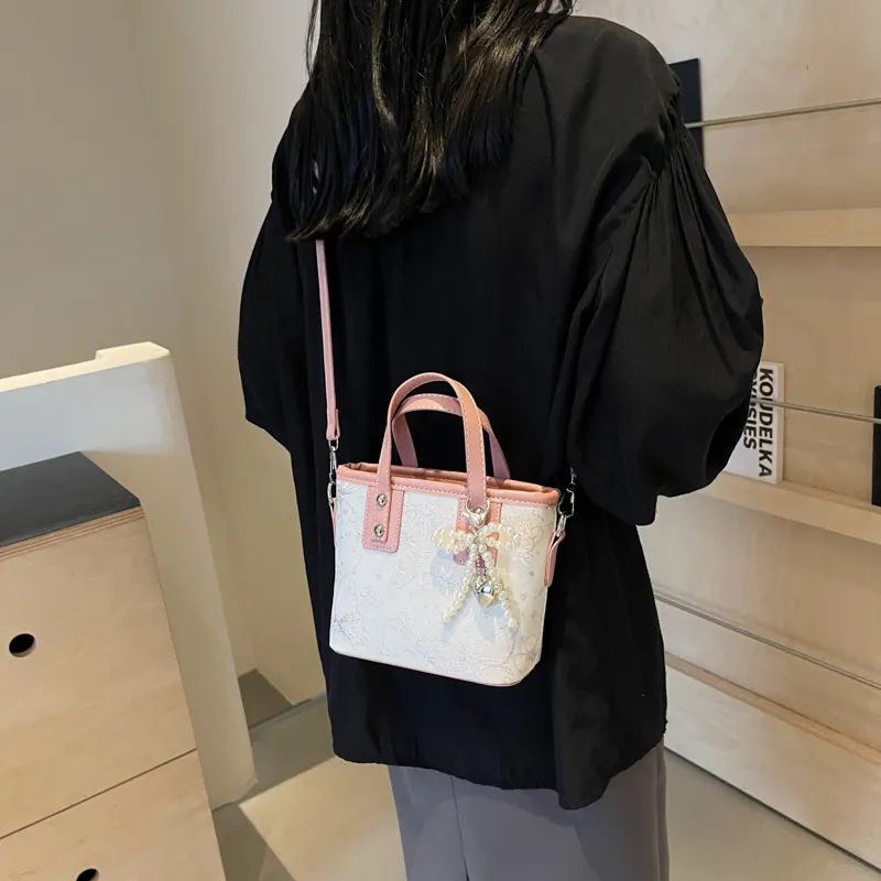 Yalu PVC Crossbody Bag Regular Unisex Ecru/Silver/Pink-8