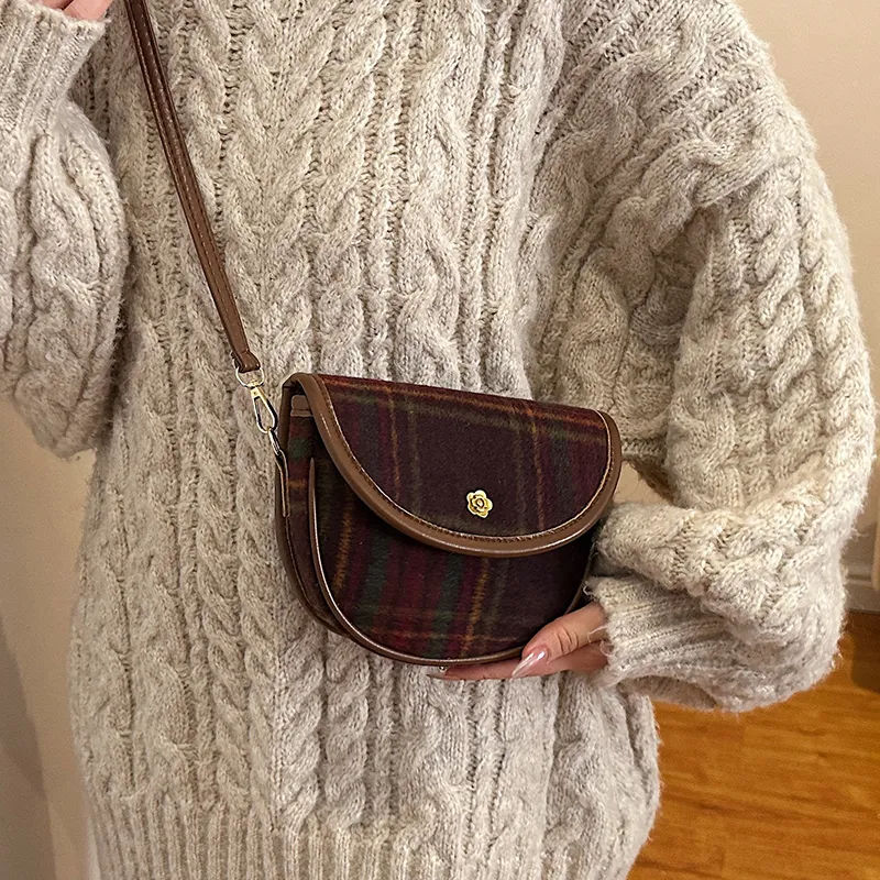 Yalu Woolen Crossbody Bag Women's Red Plaid/Green Plaid/Yellow Plaid-1