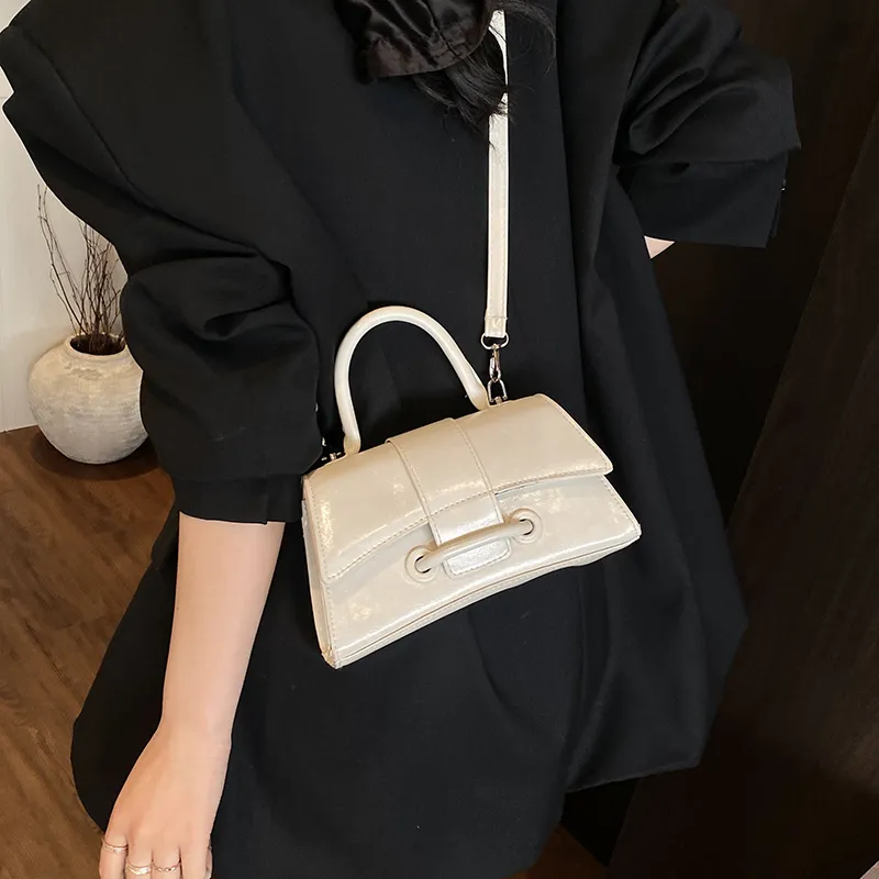 Yalu PU Crossbody One Shoulder Handbag Women's Blue/Pink/Silver/Black/White-26