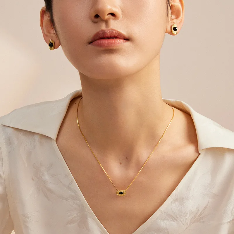 NEVERFAR Black Agate Necklaces Unisex-2
