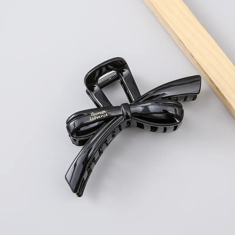 WIR ORNAMENTS Acrylic Hair Clips Women's-1