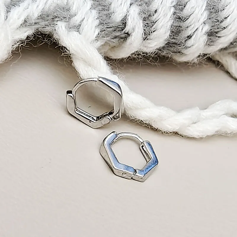 WIR ORNAMENTS Gold Plated Copper Hoop Earrings In Silver Unisex-2