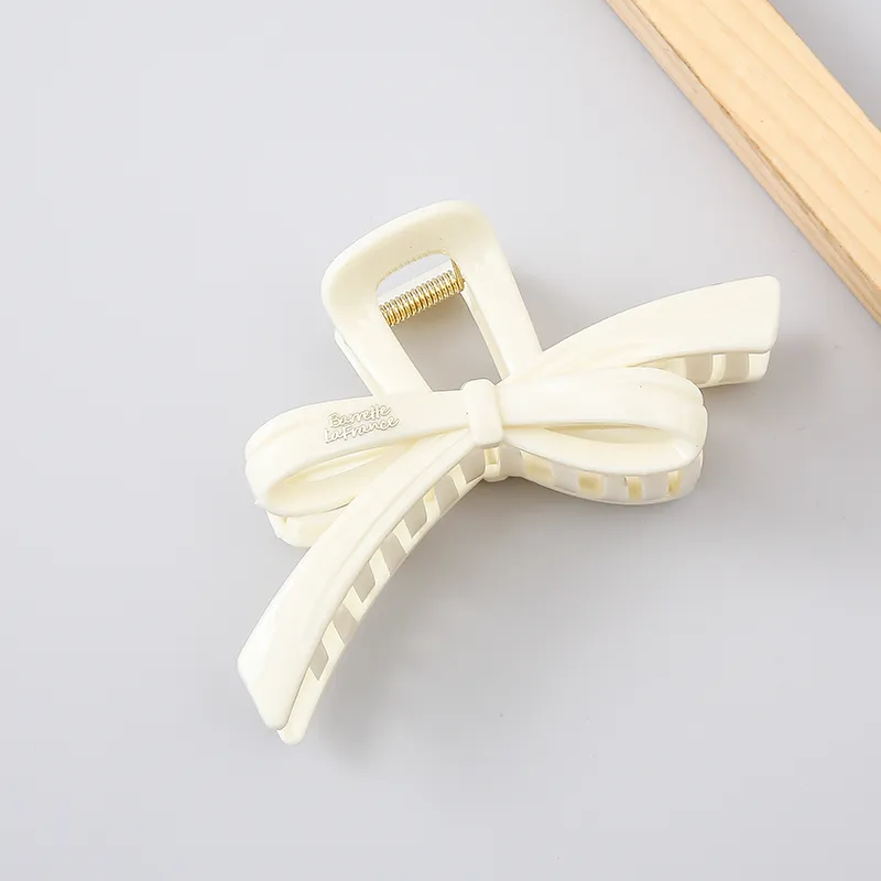 WIR ORNAMENTS Acrylic Hair Clips Women's-9