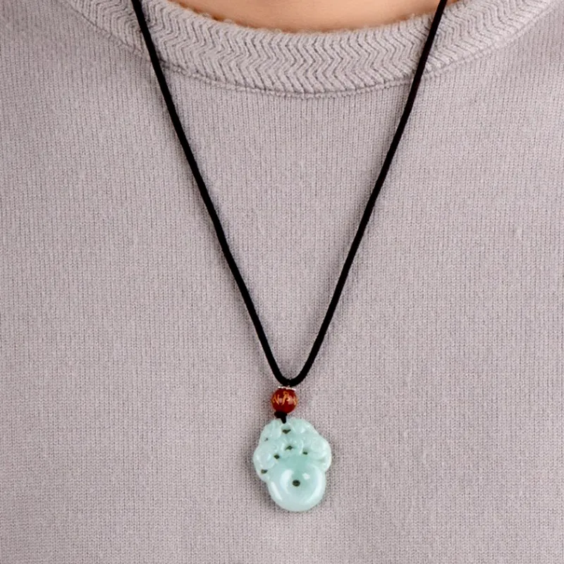 HUWEI Glutinous Jade Jadeite Necklaces Unisex-5