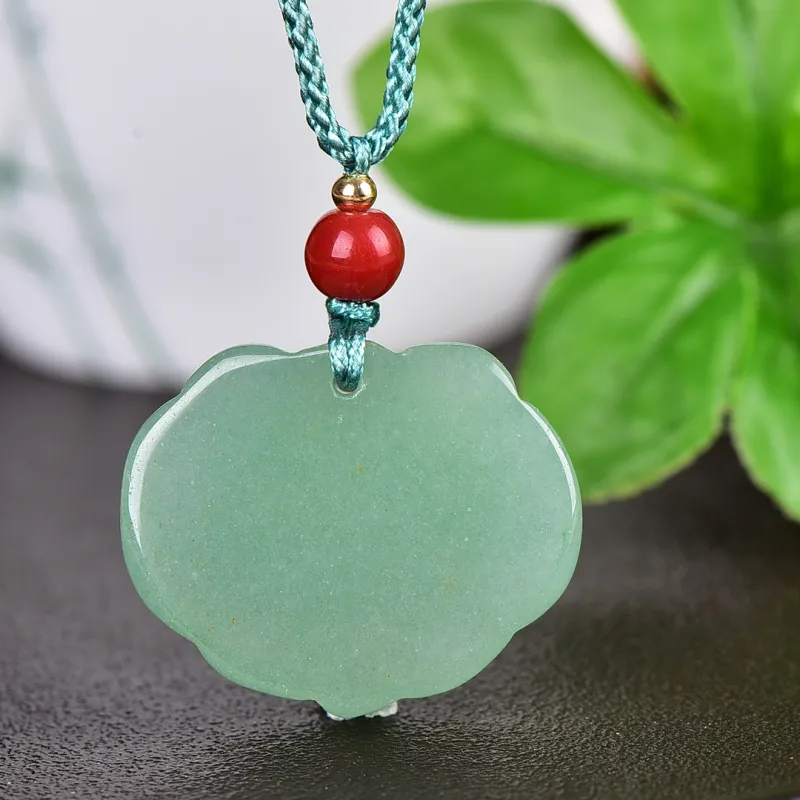 HUWEI Aventurine Jade Necklaces Unisex-6